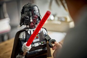 LEGO® Up-Scaled Darth Vader™ Minifigure