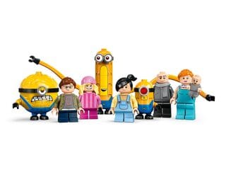 مجموعة بناء منزل عائلة جرو والمينيون من LEGO®