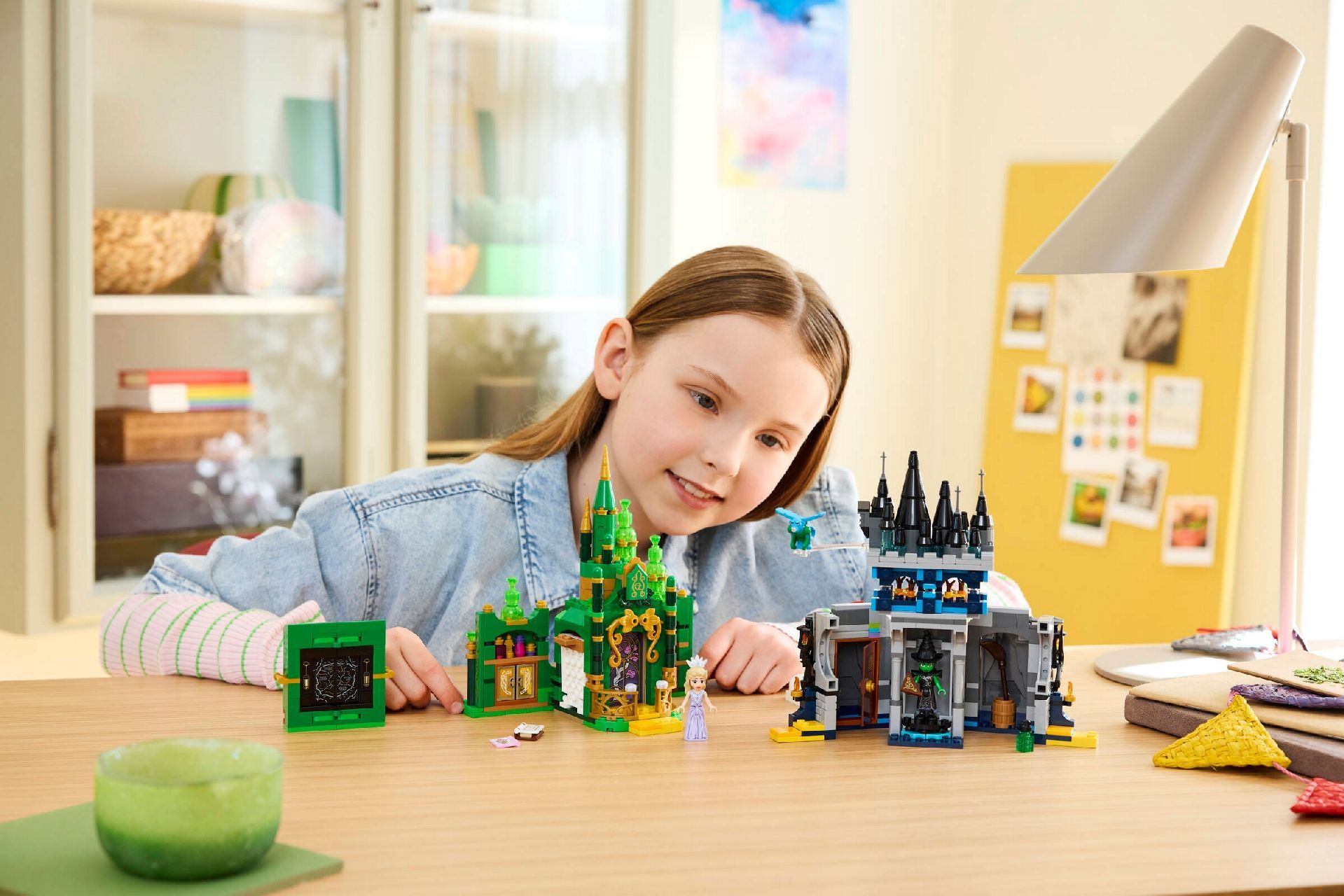LEGO® Emerald City & Kiamo Ko Castle
