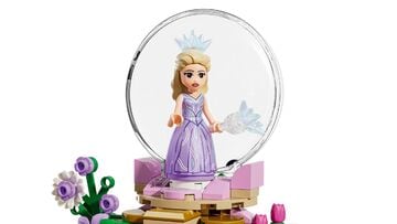 LEGO® Glinda & Elphaba Visit Munchkinland