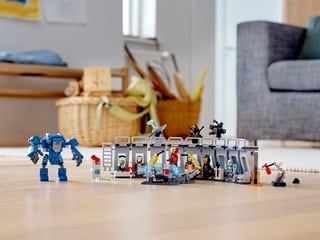 LEGO® Marvel Avengers Iron Man Hall of Armor