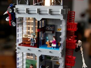 LEGO® Marvel Daily Bugle