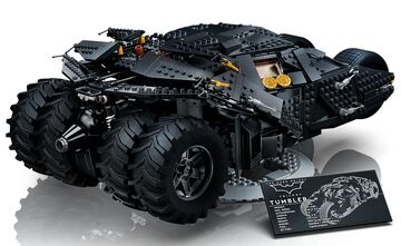 LEGO® DC Batman™ Batmobile™ Tumbler