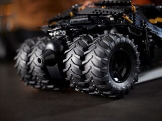 LEGO® DC Batman™ Batmobile™ Tumbler