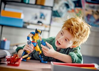 LEGO® Wolverine Construction Figure