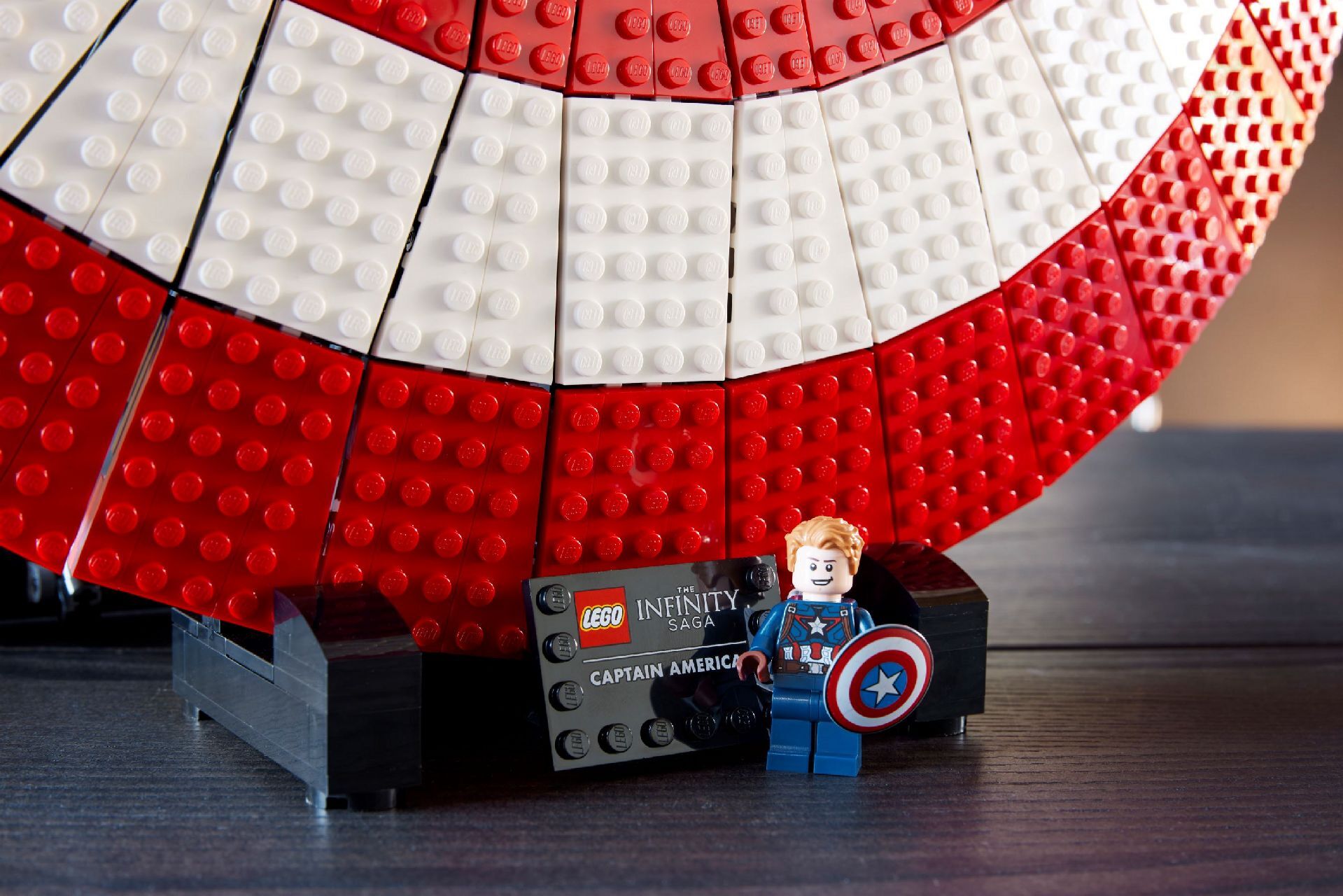 LEGO® Captain America's Shield