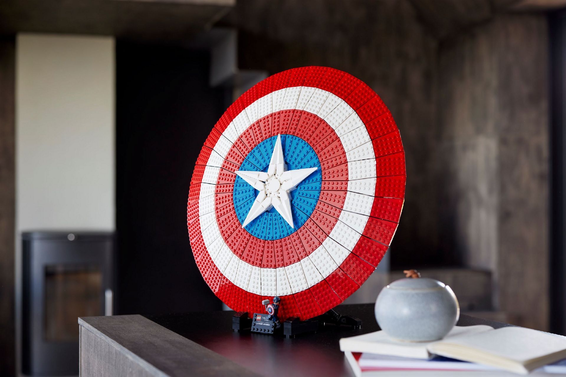 LEGO® Captain America's Shield