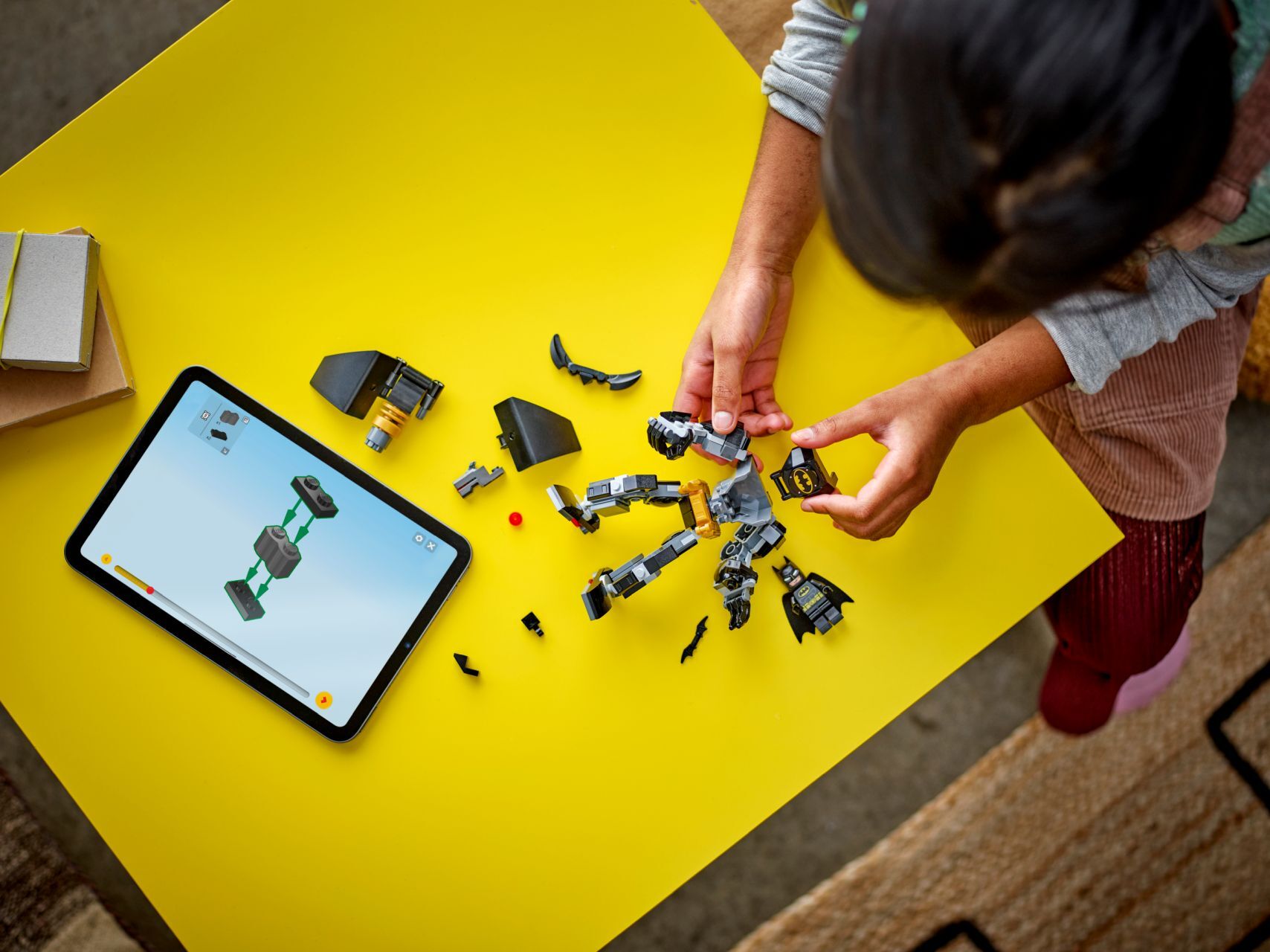 مجموعة بناء درع ميكانيكي Batman™ من LEGO®