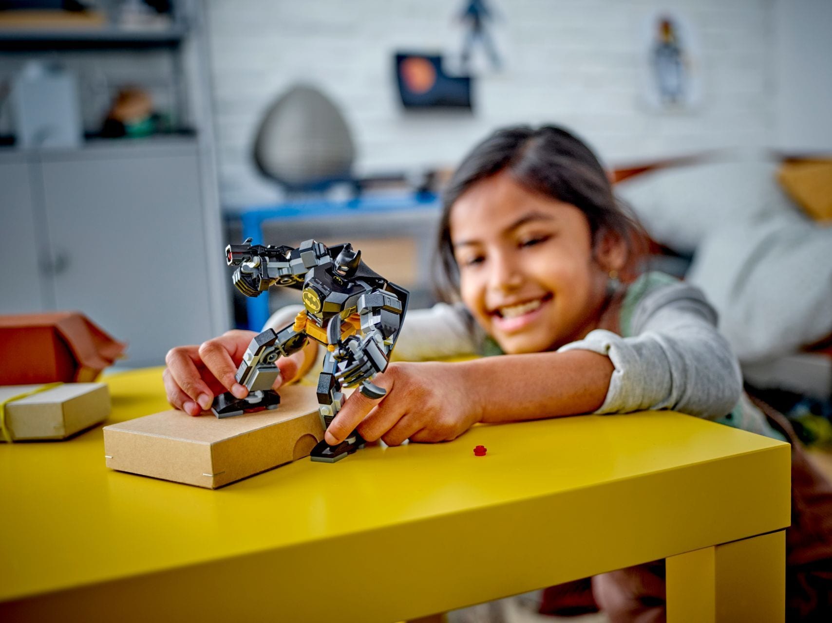 مجموعة بناء درع ميكانيكي Batman™ من LEGO®