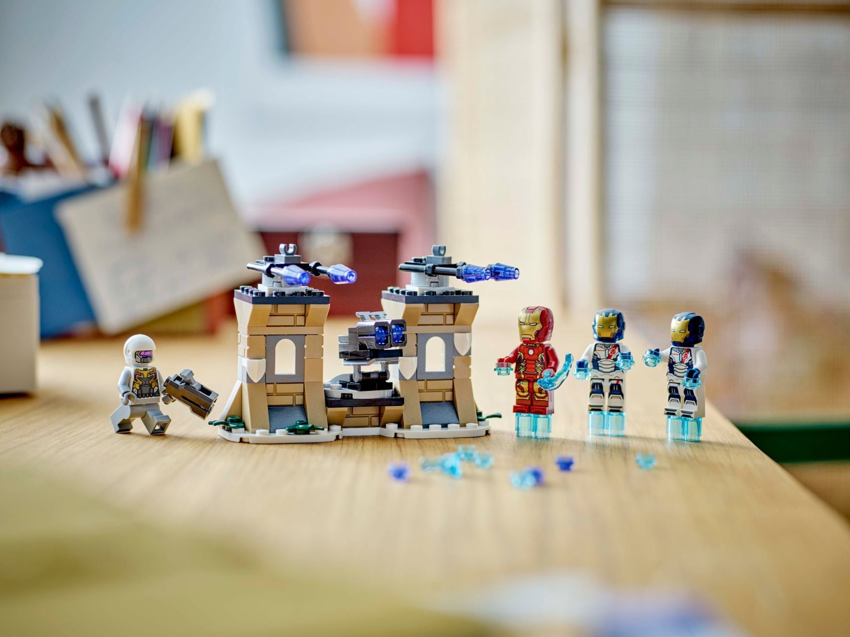 LEGO® Iron Man & Iron Legion vs. Hydra Soldier