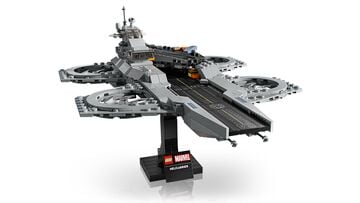 LEGO® The Avengers Helicarrier