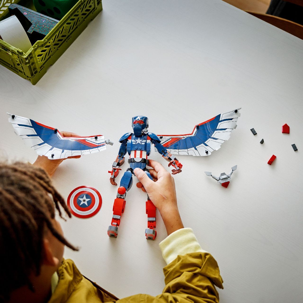 LEGO® New Captain America Construction Figure