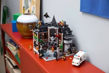 LEGO® Arkham Asylum™