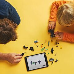 باتمان™ وسيارة الوطواط™ ضد مستر فريز™ من LEGO®