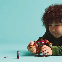 آلي الرجل الحديدي ضد أولترون من LEGO®