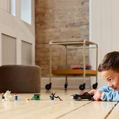 LEGO® Spider-Man vs. Venom Muscle Car