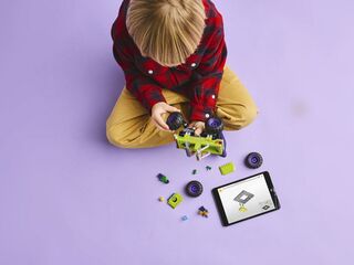 LEGO® The Hulk Truck vs. Thanos