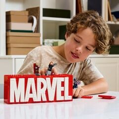 LEGO® MARVEL Logo & Minifigures