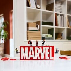 LEGO® MARVEL Logo & Minifigures