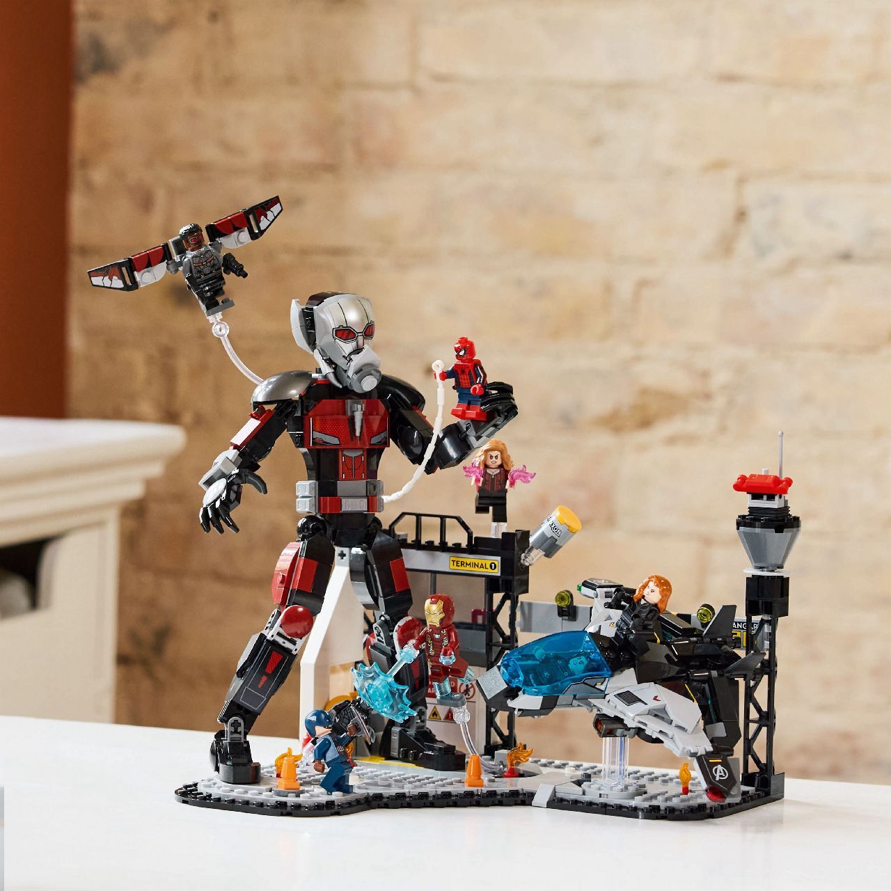 LEGO® Captain America: Civil War Action Battle