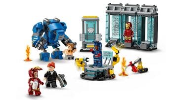 LEGO® Iron Man's Laboratory: Hall of Armor