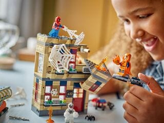 LEGO® Peter Parker’s Apartment