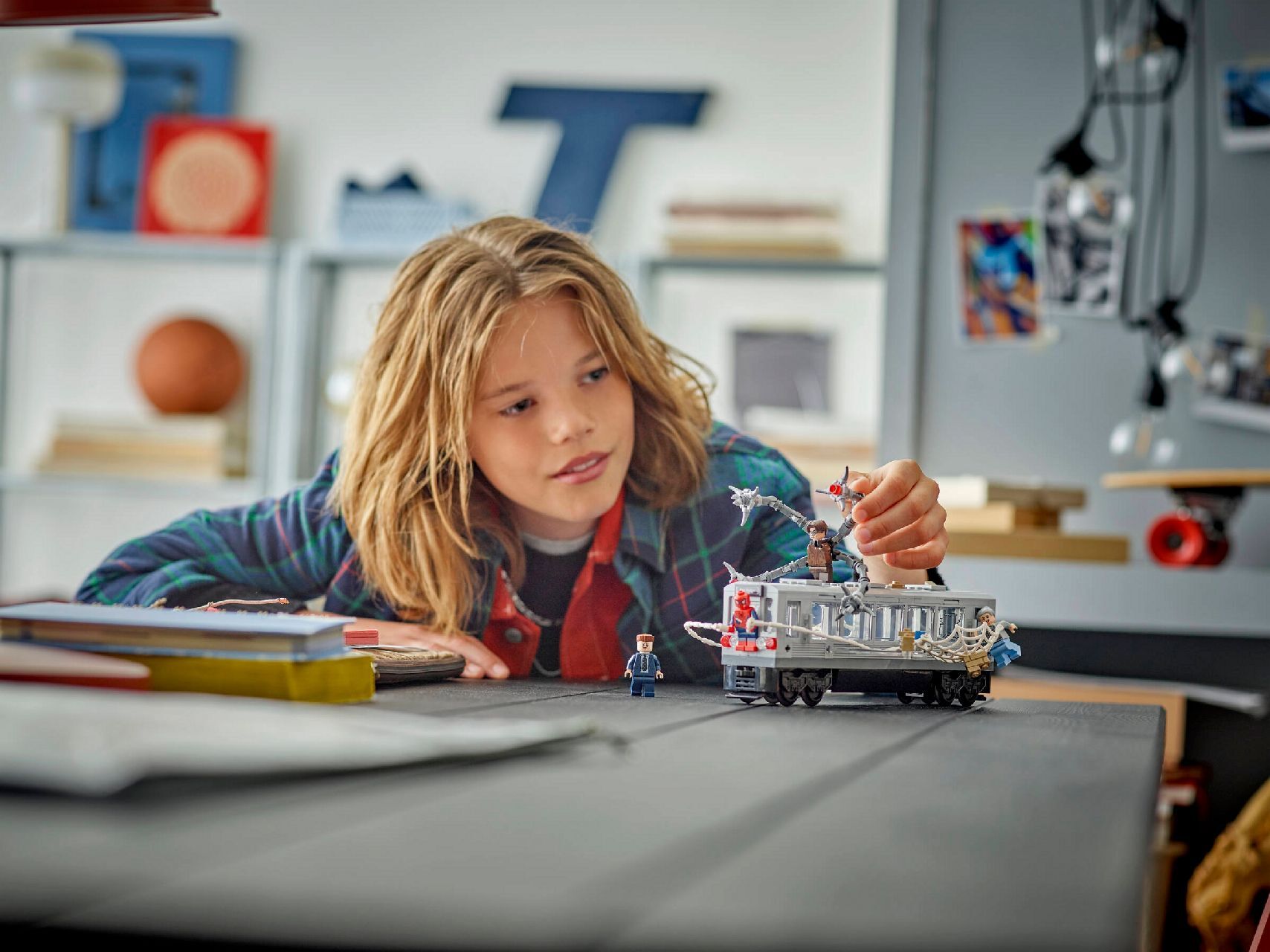 LEGO® Spider-Man vs. Doc Ock Subway Train Scene