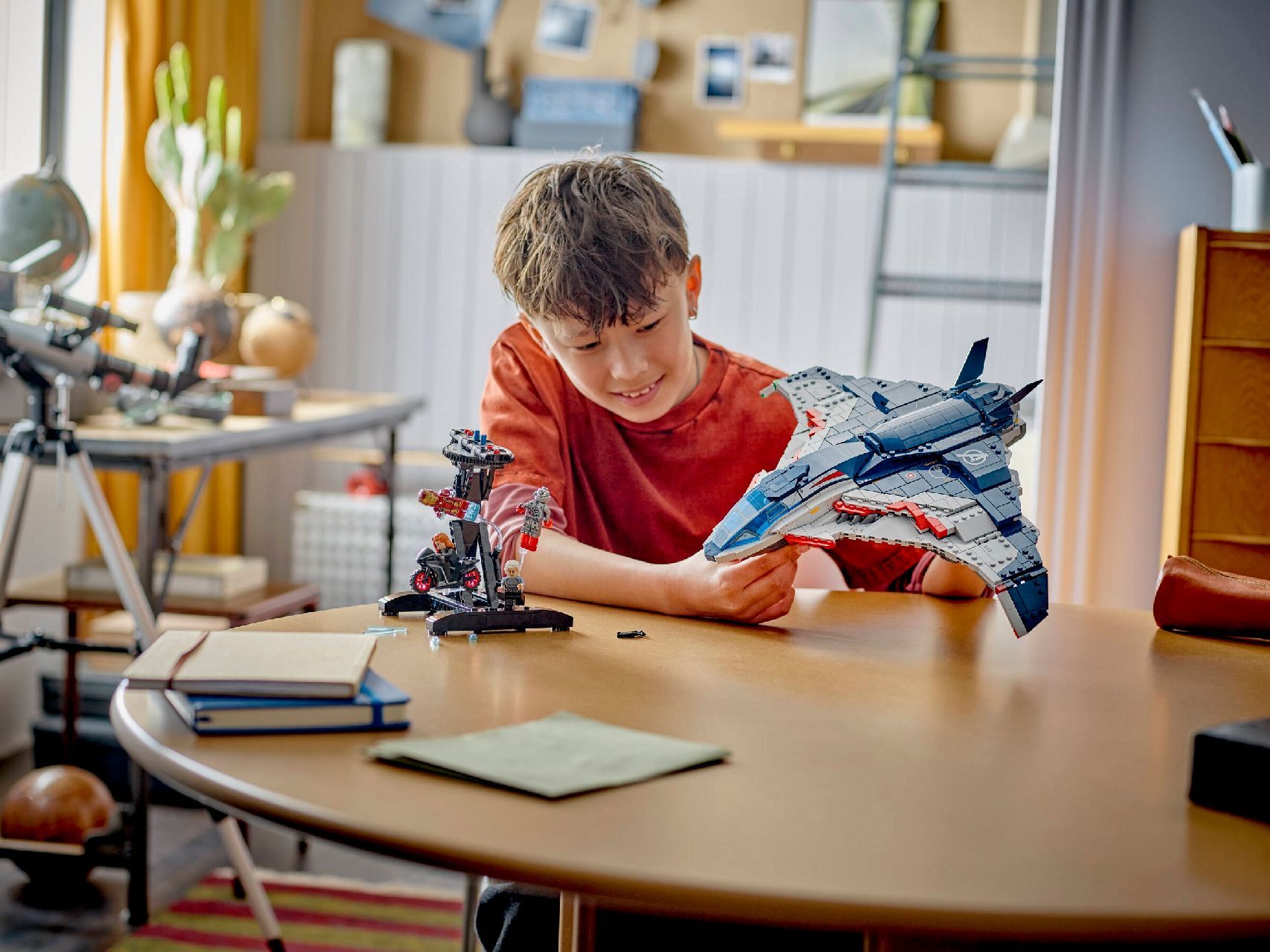 LEGO® Avengers: Age of Ultron Quinjet