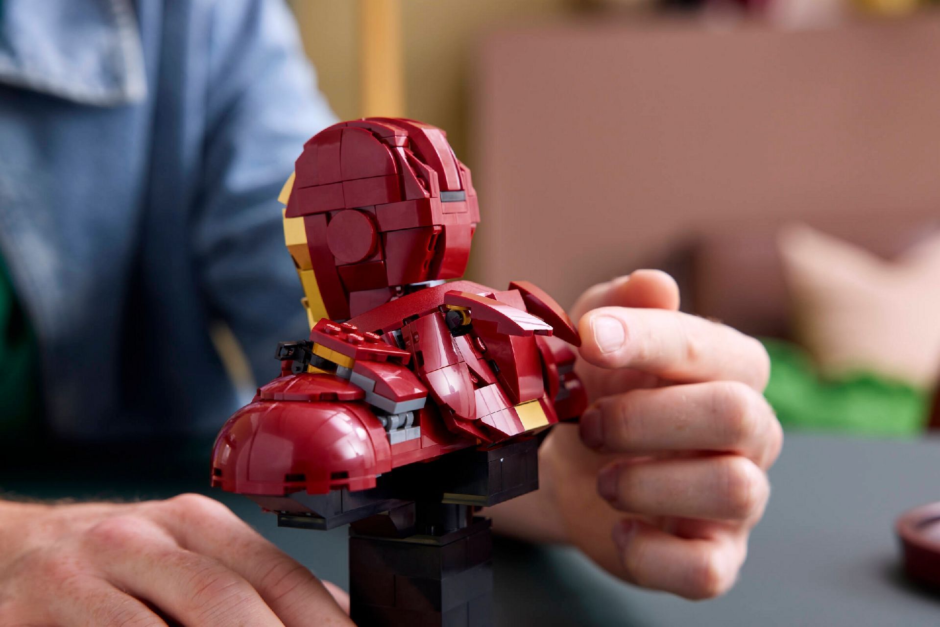 LEGO® Iron Man MK4 Bust