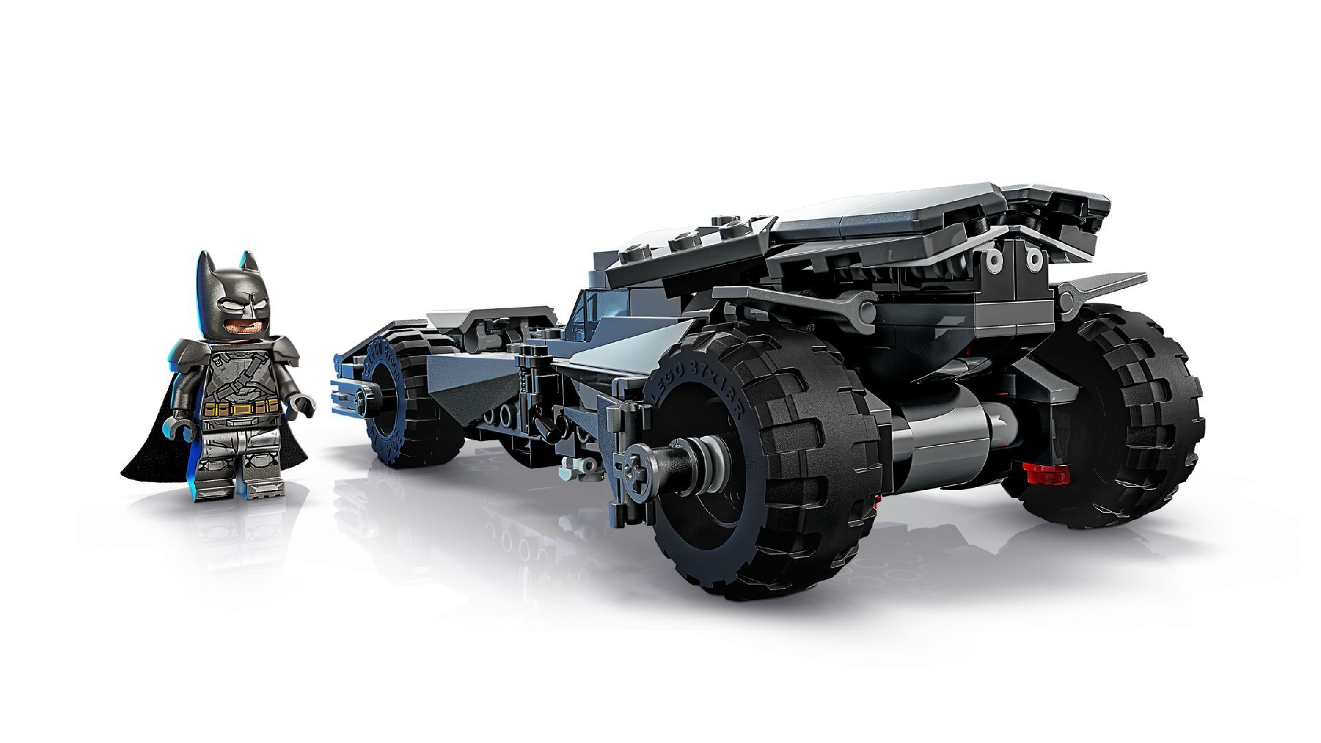 LEGO® Batman v Superman™ Batmobile™