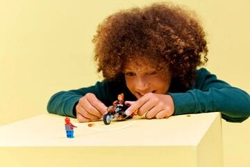 LEGO® Spider-Man vs. Ghost Rider Motorcycle