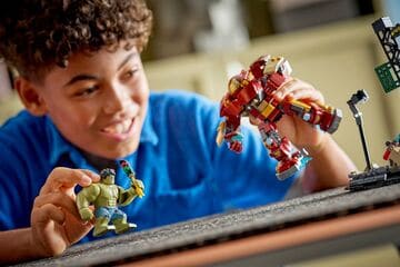 LEGO® Epic Battle: Hulkbuster vs. The Hulk