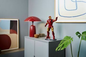 LEGO® Iron Man Mark 3 Collectors' Edition