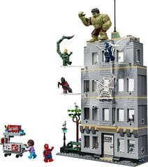 LEGO® Spider-Man vs. Hulk Epic Clash