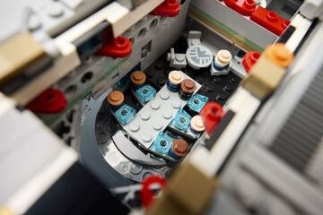 LEGO® S.H.I.E.L.D. Helicarrier
