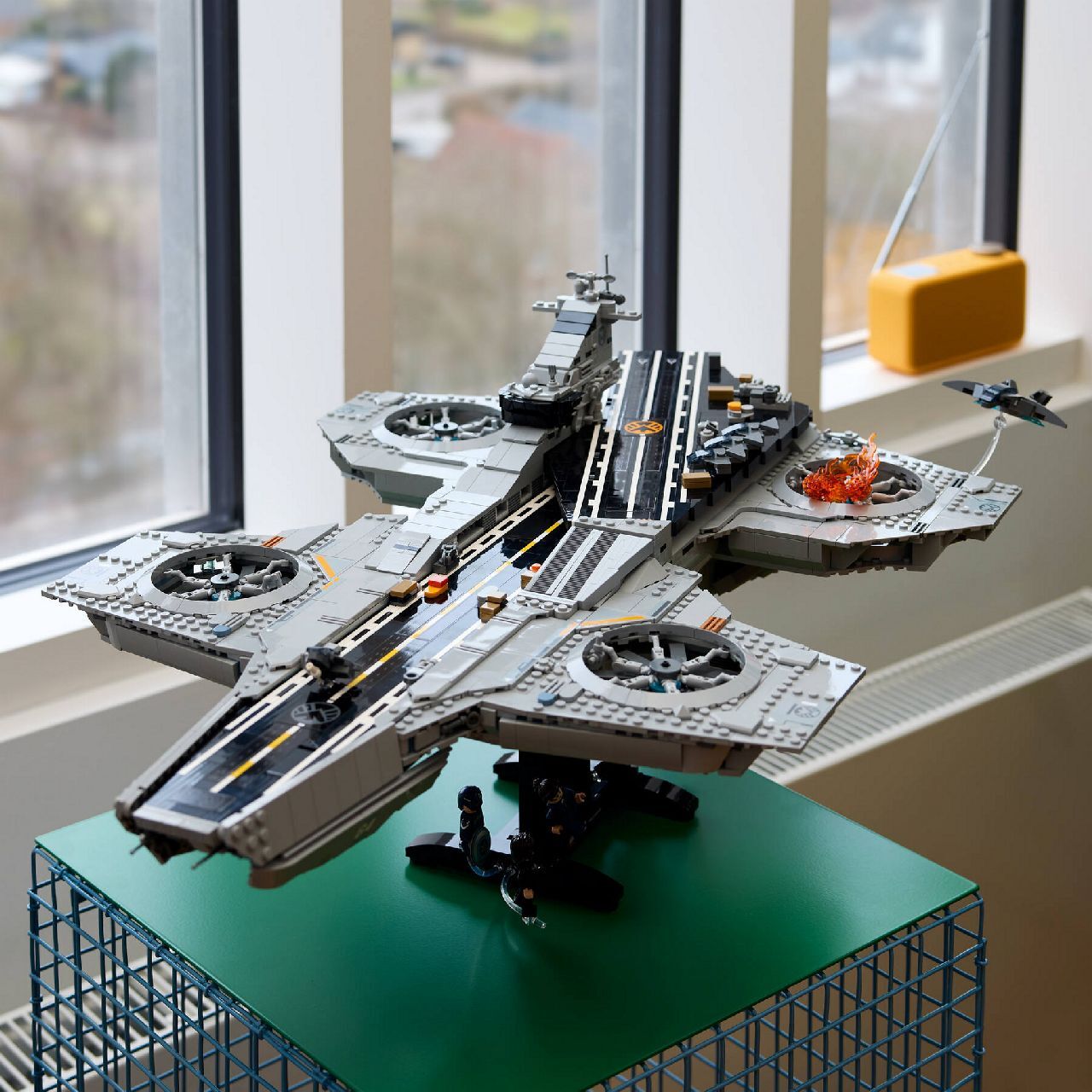 LEGO® S.H.I.E.L.D. Helicarrier