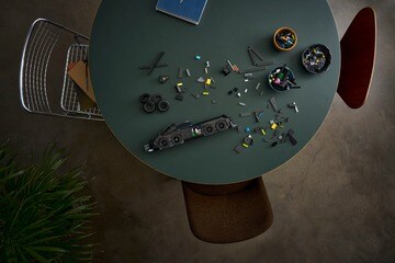 LEGO® Batman Returns™ Batmobile™