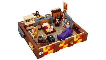 LEGO® Hogwarts™ Magical Trunk