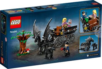 LEGO® Hogwarts™ Carriage and Thestrals