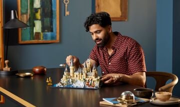 LEGO® Hogwarts™ Castle and Grounds