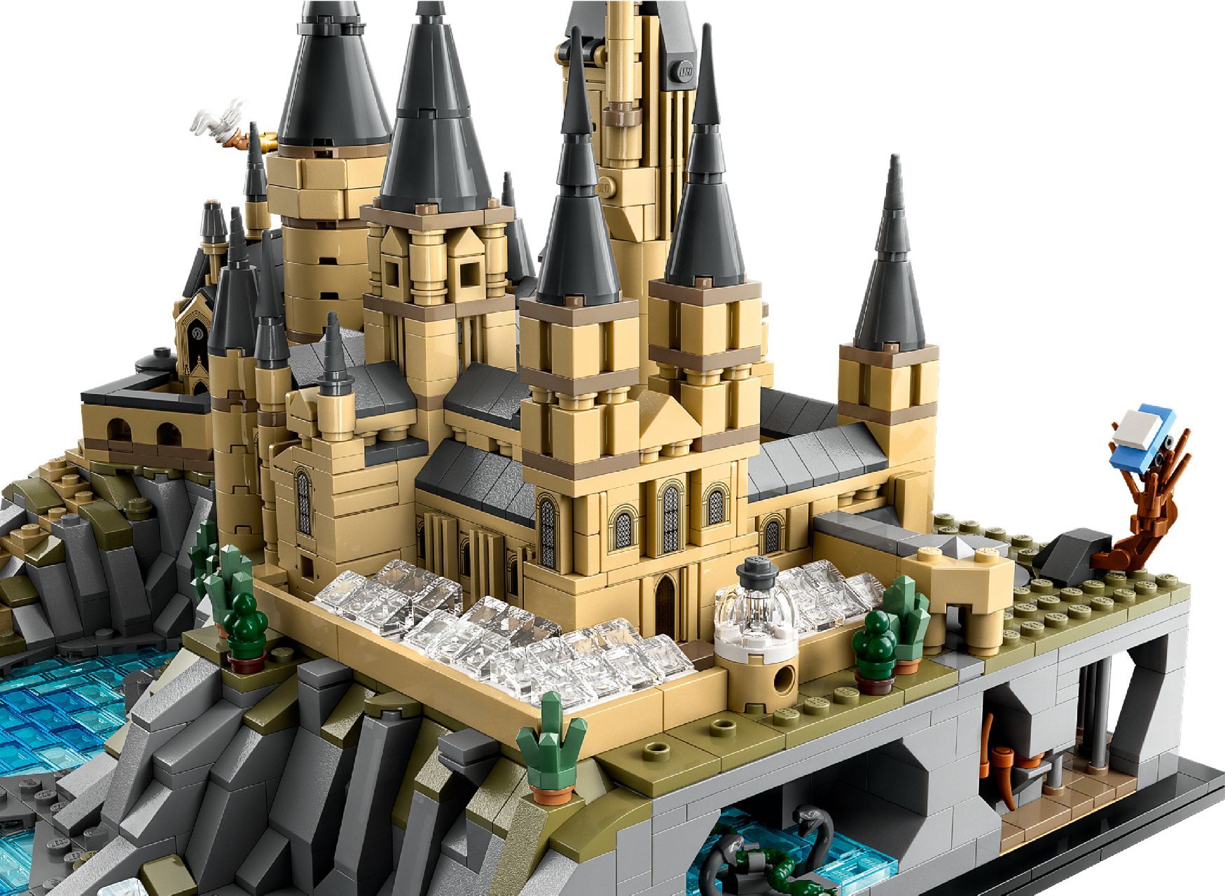 LEGO® Hogwarts™ Castle and Grounds
