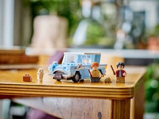 LEGO® Flying Ford Anglia™