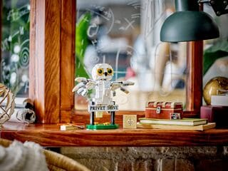 LEGO® Hedwig™ في شارع 4 بريفيت درايف