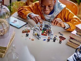 LEGO® Hogwarts™ Castle: Potions Class