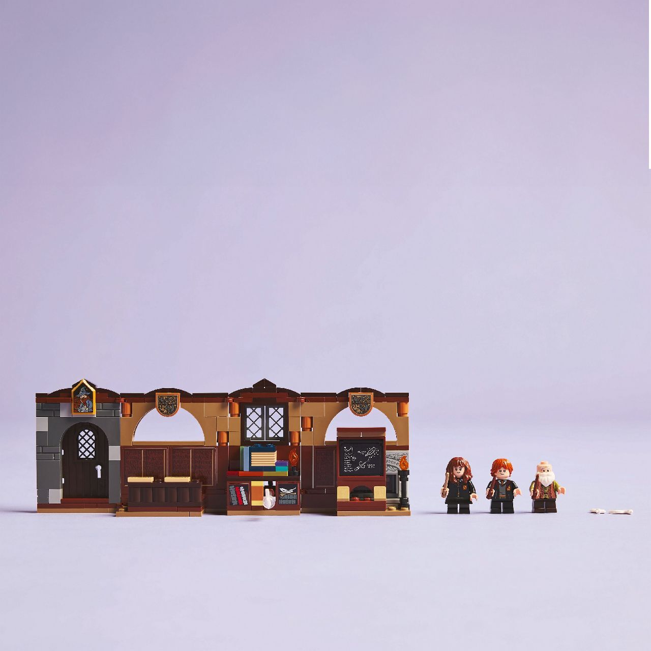 LEGO® Hogwarts™ Castle: Charms Class