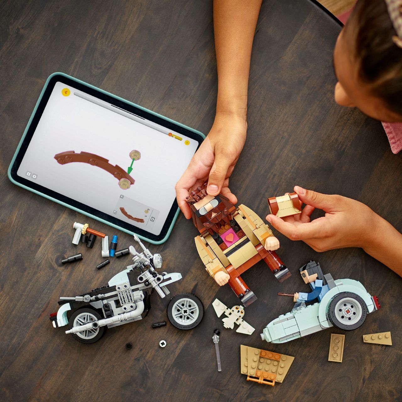 LEGO® Hagrid™ & Harry's Motorcycle Ride