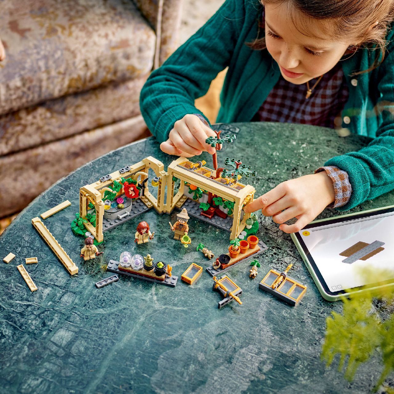 LEGO® Hogwarts™ Castle: Herbology Class