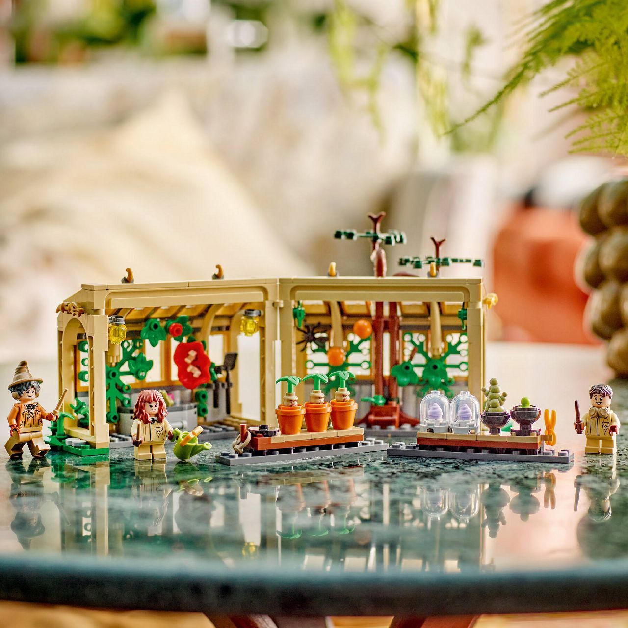 LEGO® Hogwarts™ Castle: Herbology Class
