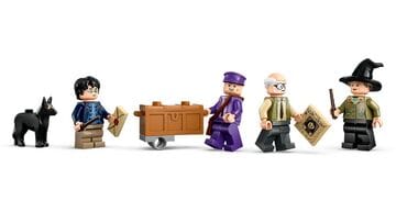 LEGO® Knight Bus™ Adventure