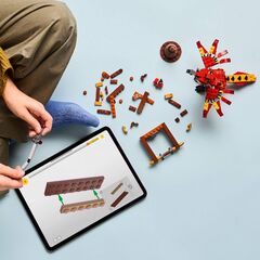 LEGO® Fawkes™: Dumbledore's Phoenix